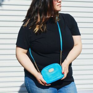 NWT Michael Kors Hamilton Summer Blue Leater Crossbody Bag